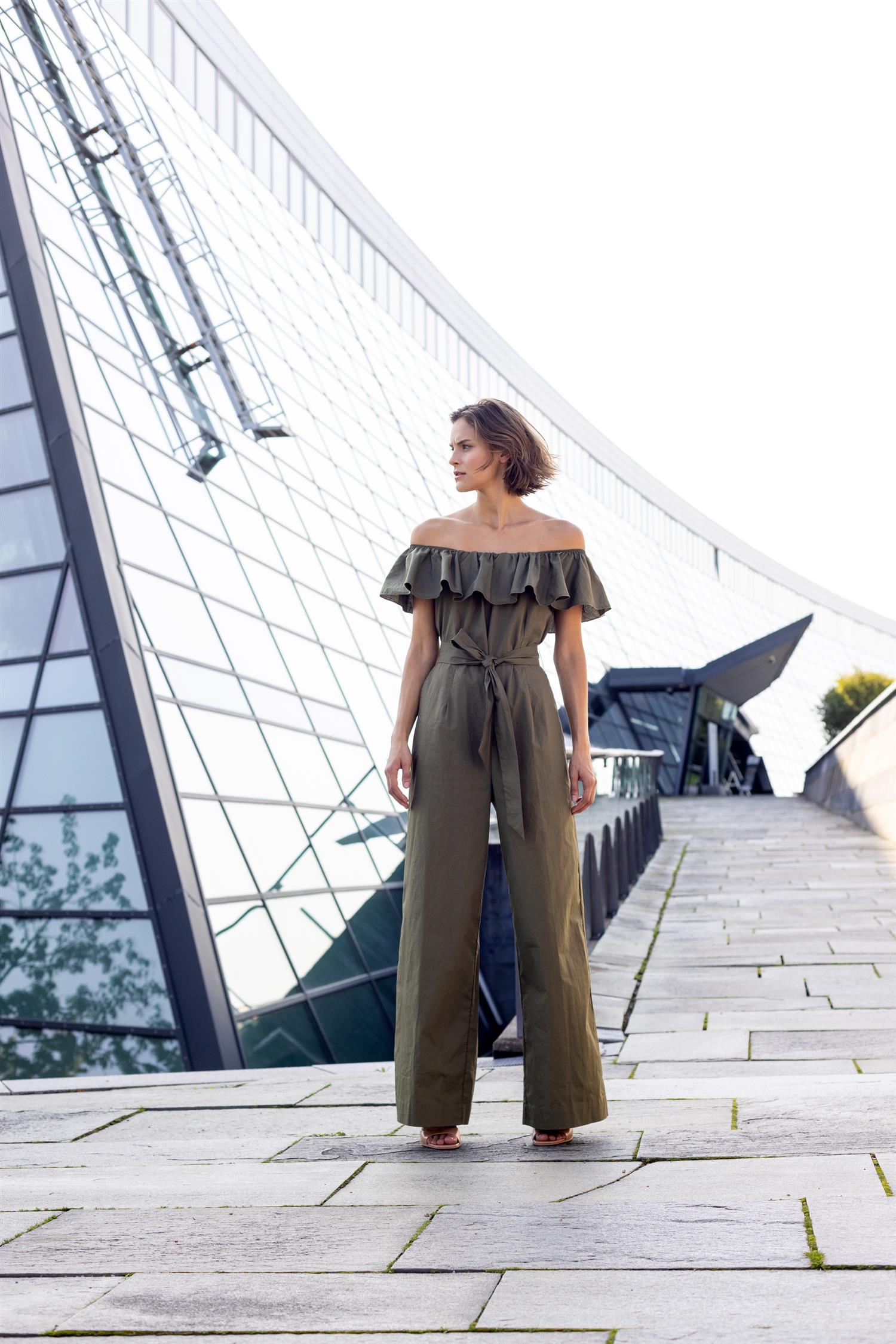 Ruffle jumpsuit Olivengrønn