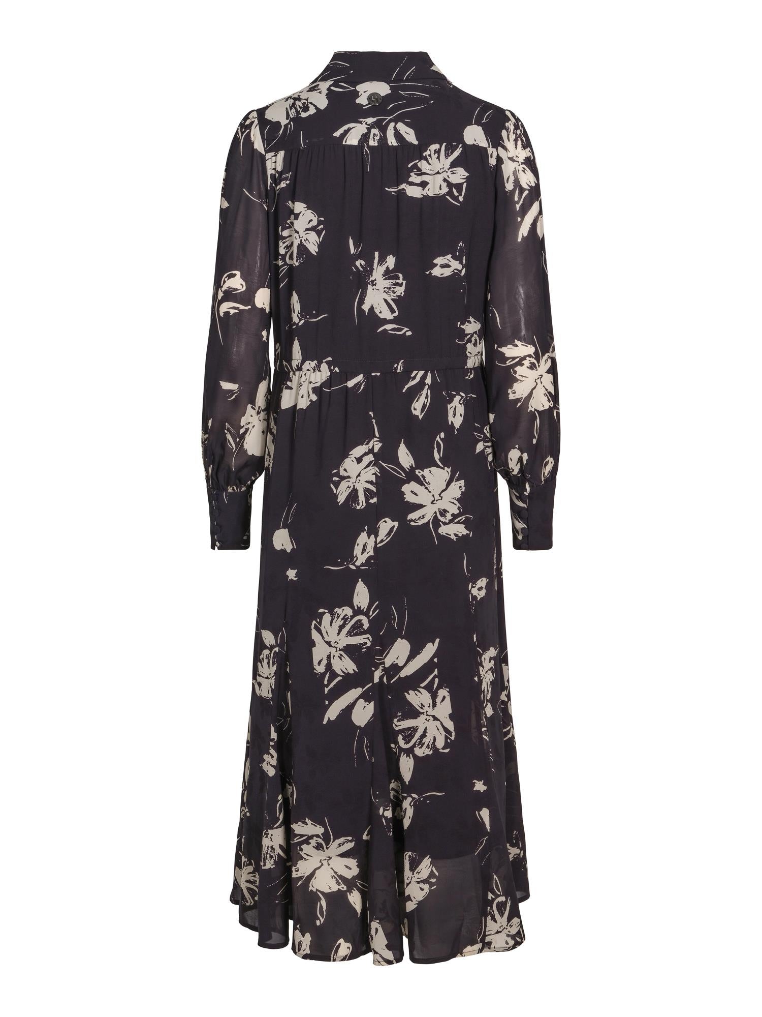 Long dress with wide skirt Blomstrete
