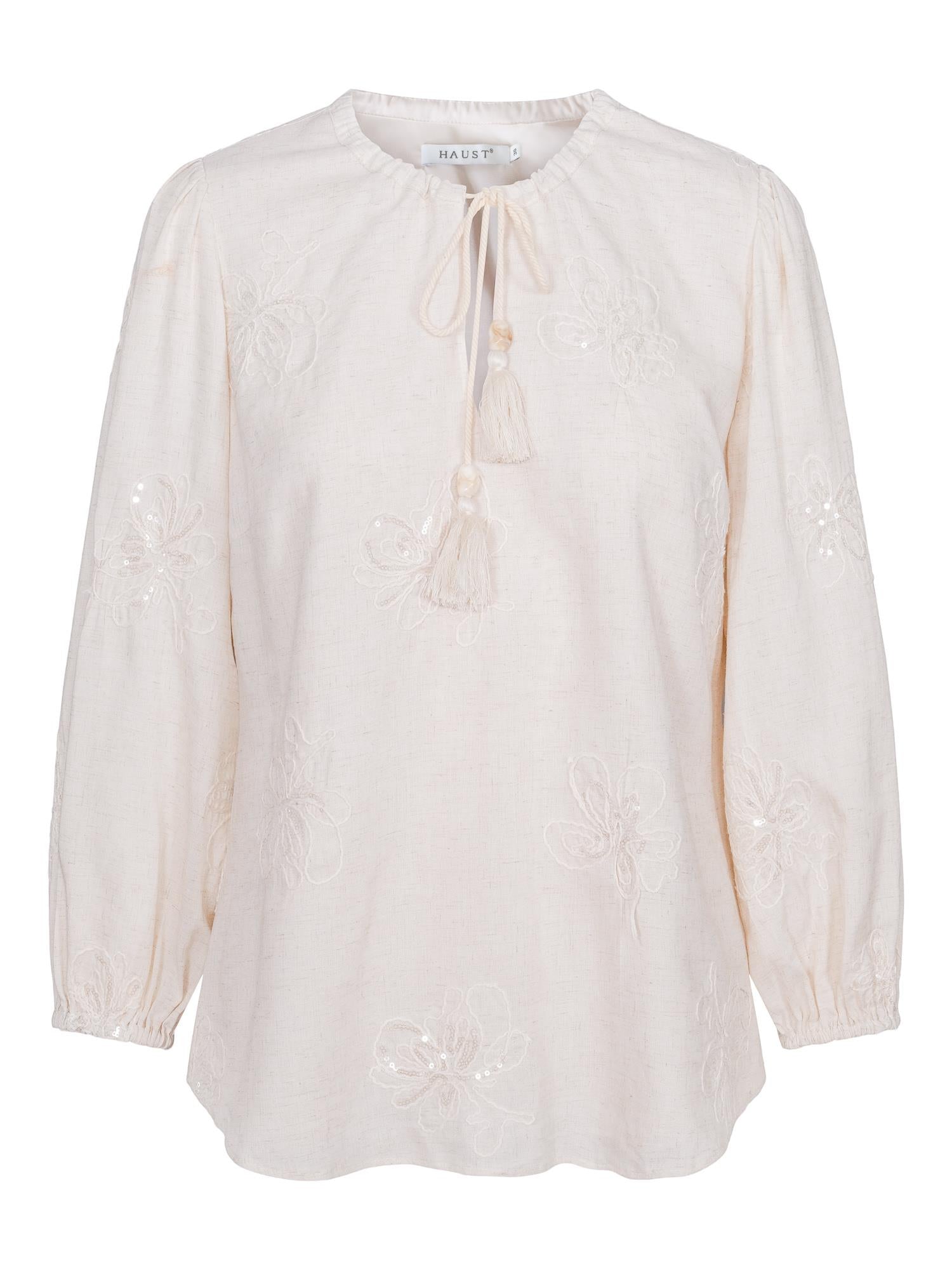 Feminine blouse Naturfarget