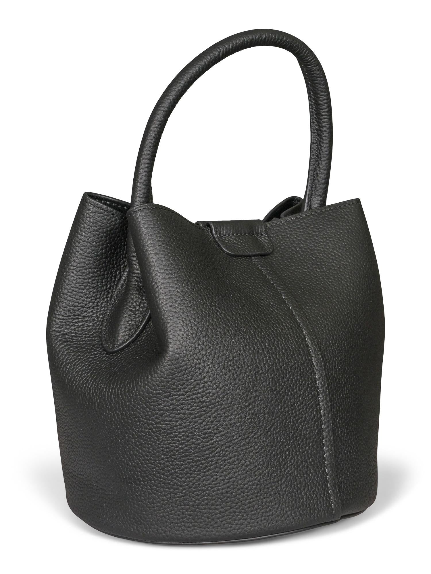 Leather pompadur Black