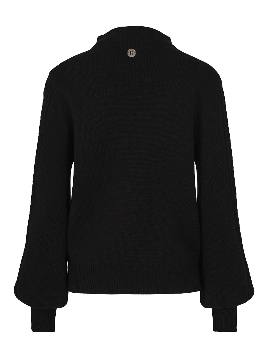 Feminin knitted pullover Black