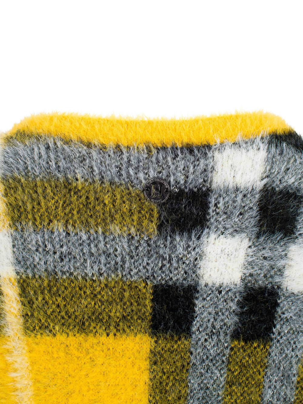 Checked pullover Checked