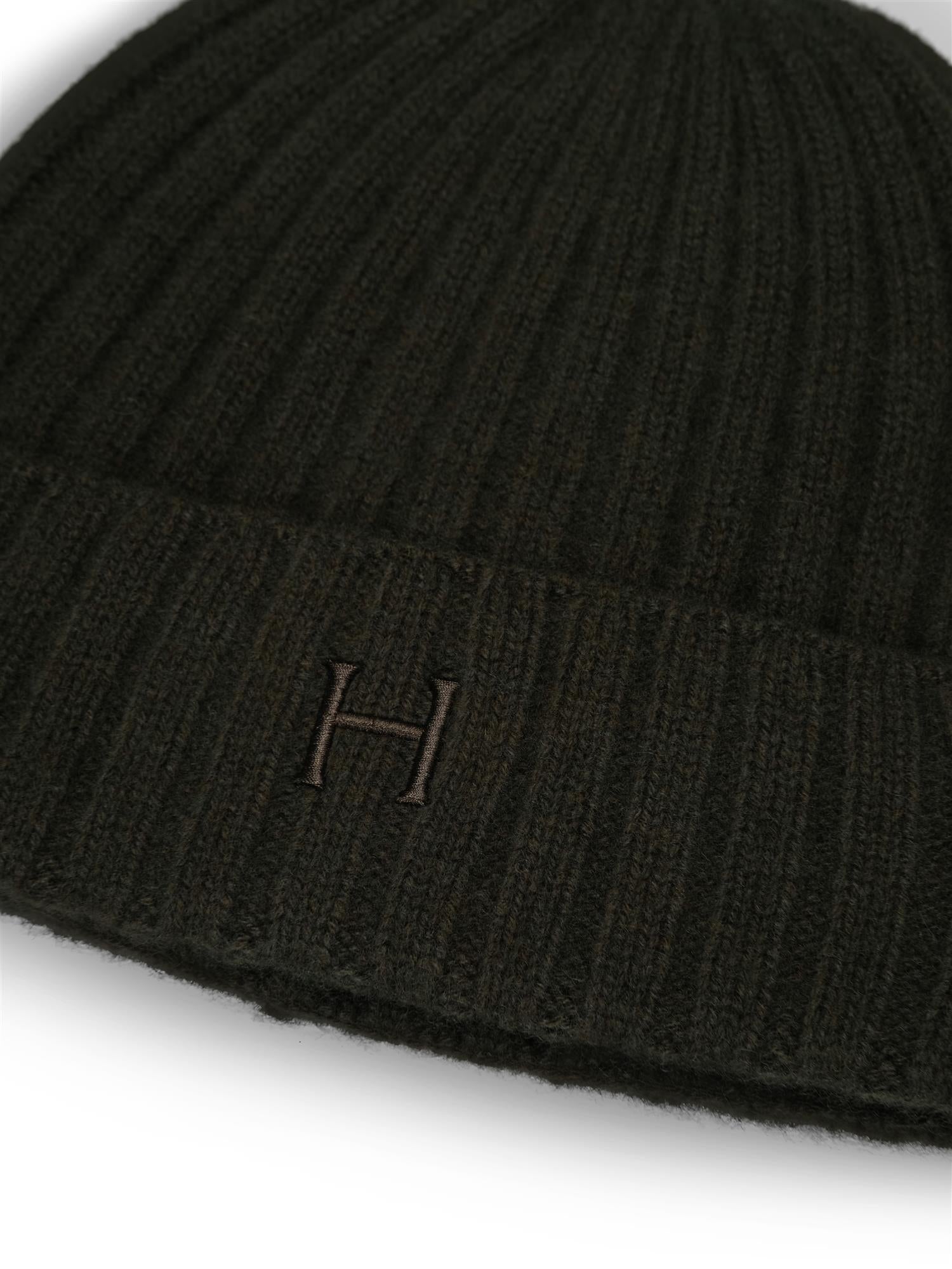 55-904 Cashmere rib beanie Black