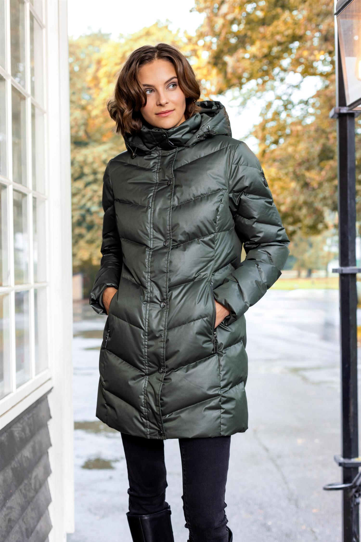 Down jacket Olive