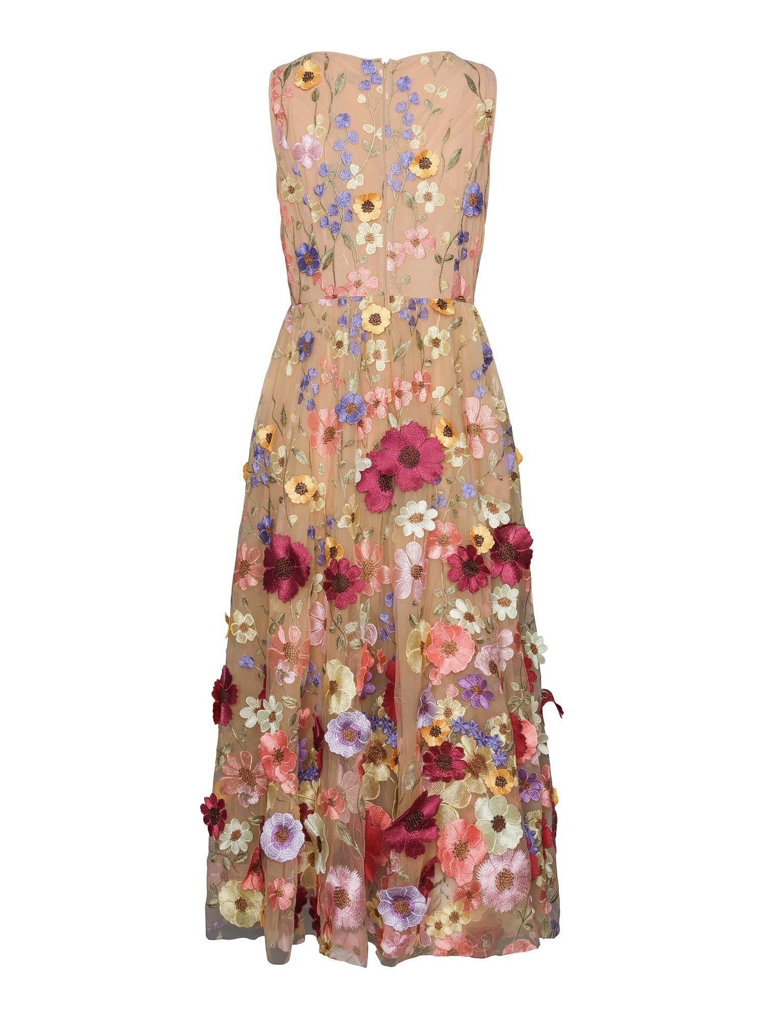 Fab long tulles dress Blomstrete