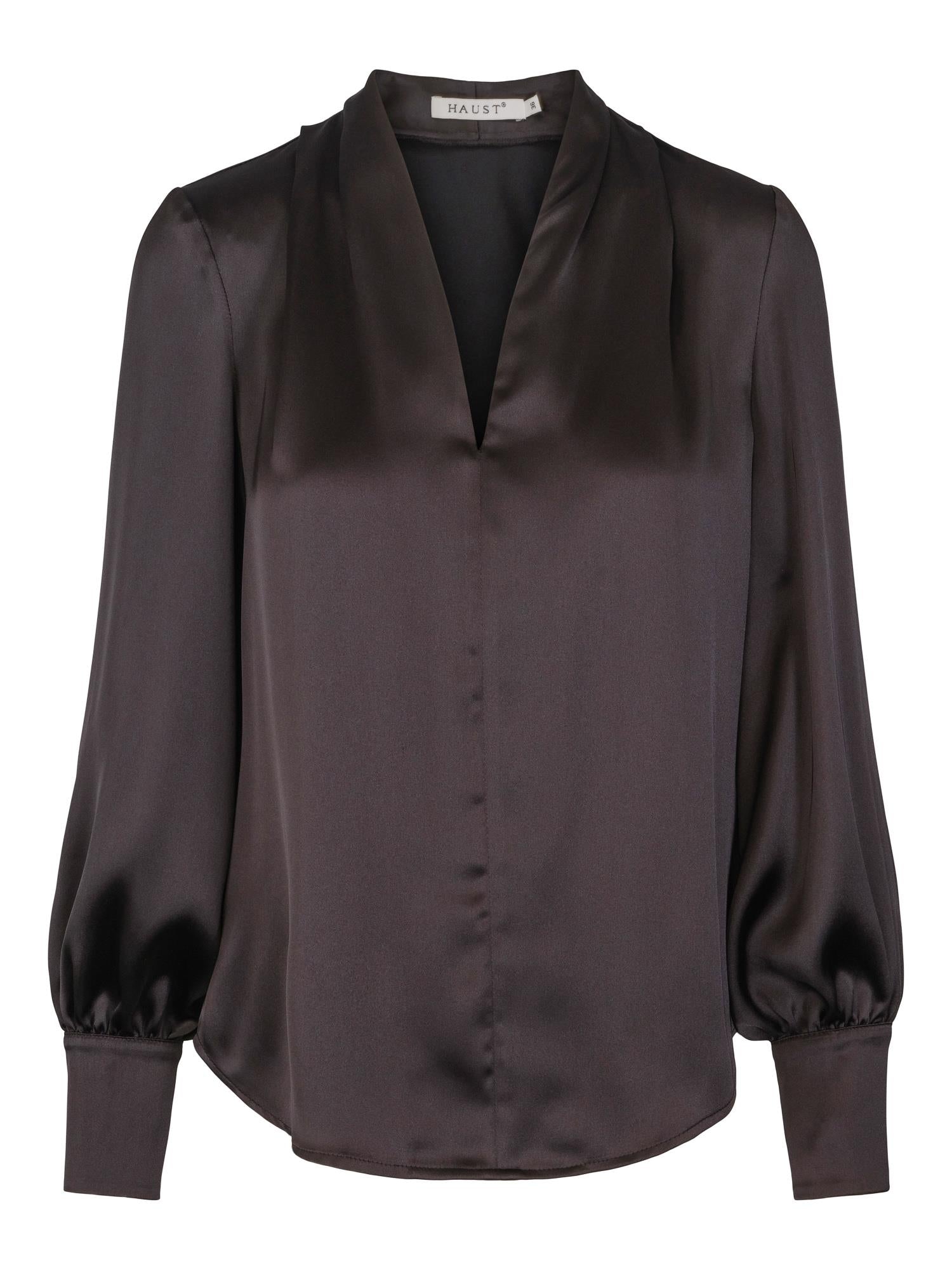 Classic V-neck blouse Sort