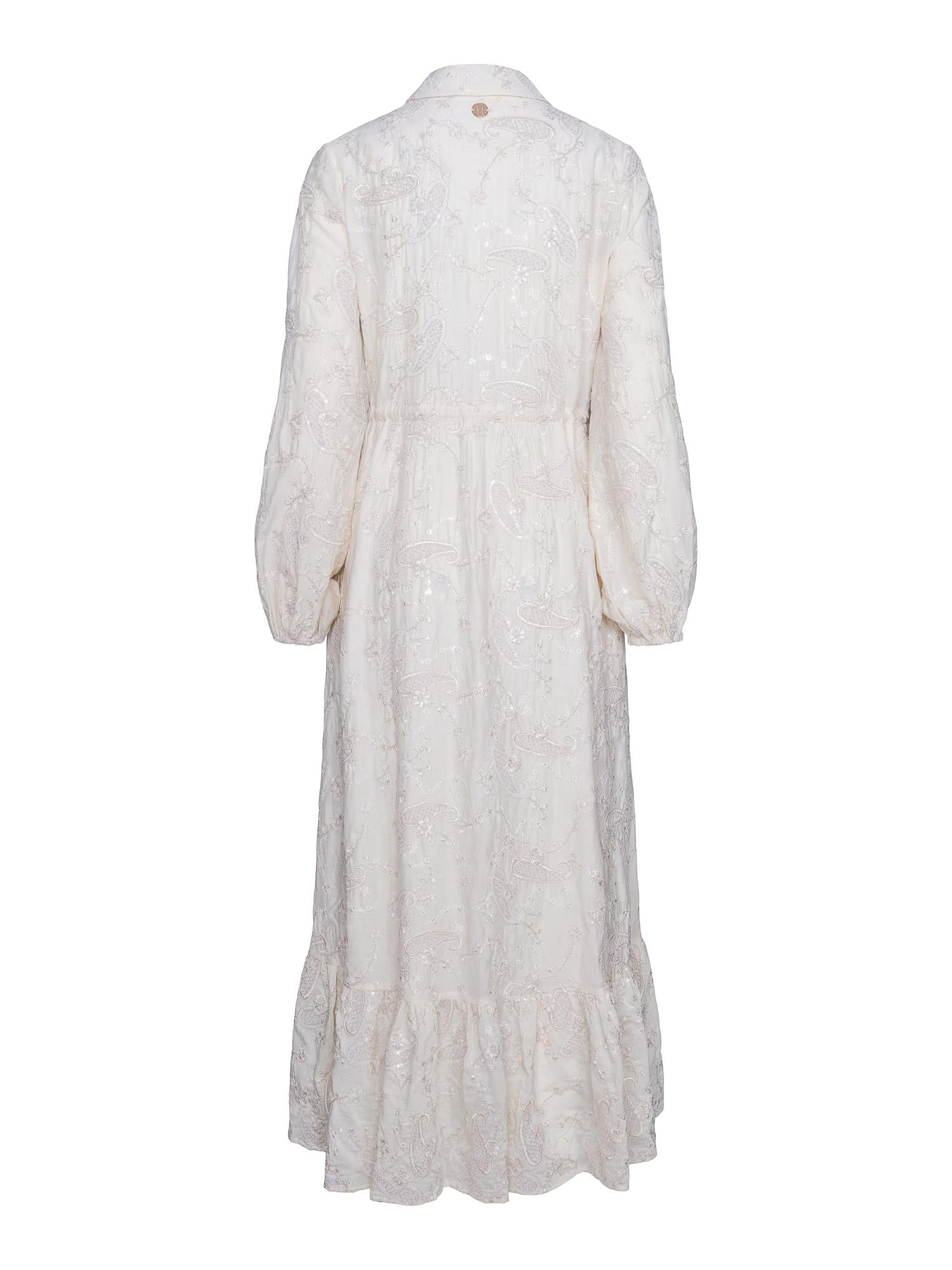 Embroidery seq dress Creme