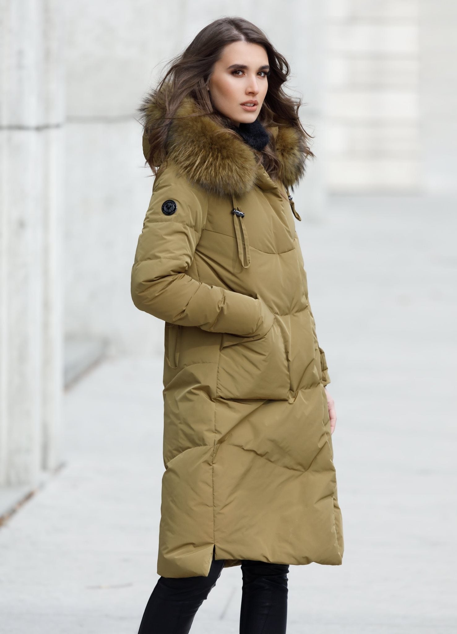 Fashion long puffer - fake fur Acid