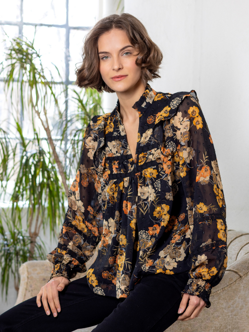 Detailed ribbon blouse Dotted Black-Flower